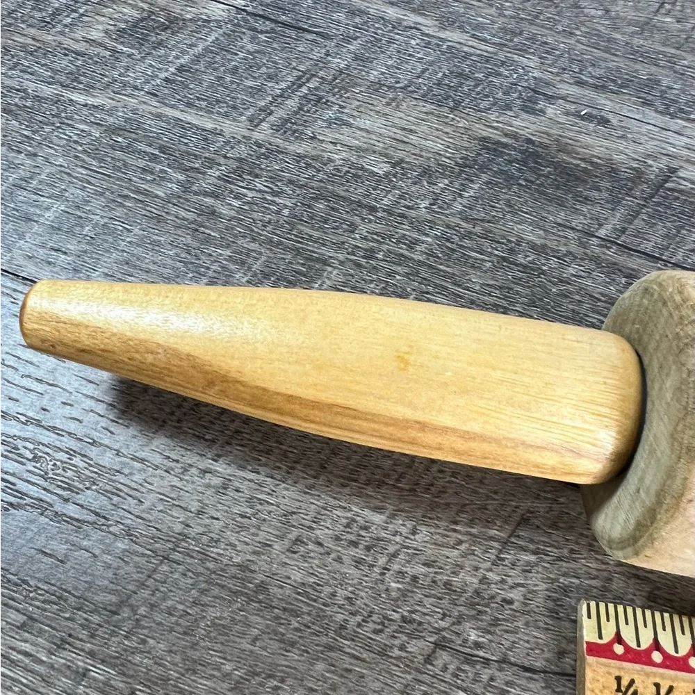 Vintage small sized 7” rolling pin wood Farmhouse baking grannycore cottagecore‎
